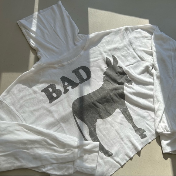 Recycled Karma Tops Bad Donkey Cropped Turtleneck Tee White Small Sweater New - Picture 8 of 12